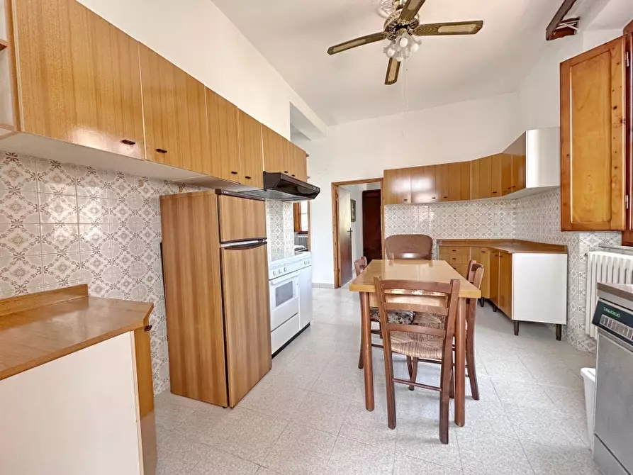Immagine 11 di Villa in vendita  in Via Marconi 8 a Gavorrano
