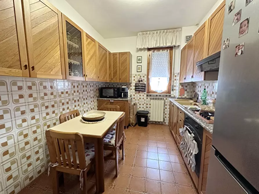 Immagine 6 di Appartamento in vendita  in VIA MARCONI 71 a Gavorrano