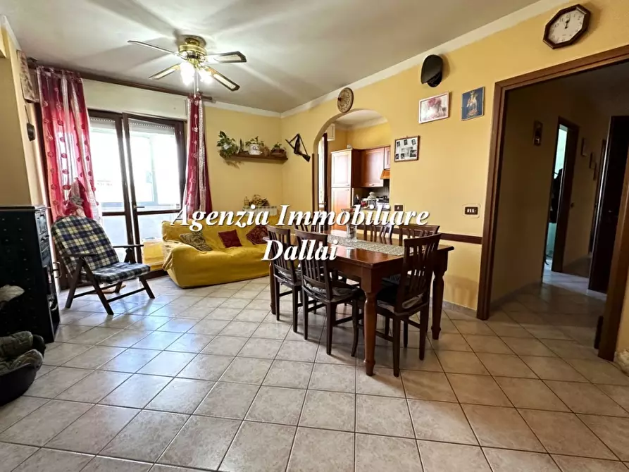 Immagine 2 di Appartamento in vendita  a Scarperia E San Piero