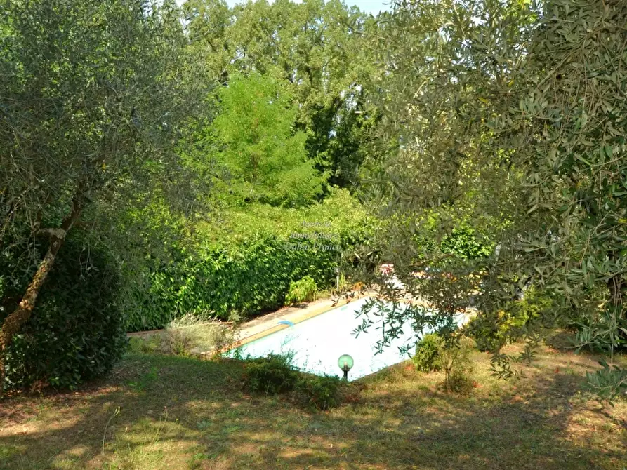 Immagine 34 di Casa colonica in vendita  a Borgo San Lorenzo