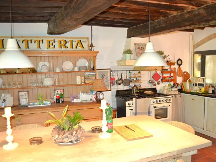 Immagine 13 di Casa colonica in vendita  a Borgo San Lorenzo