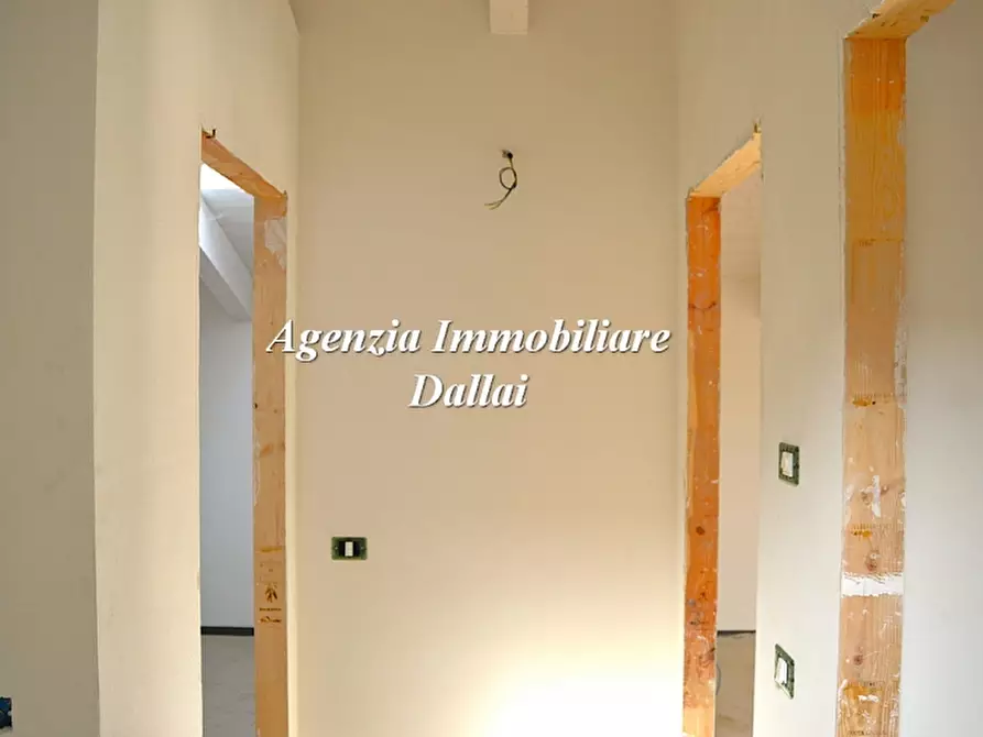 Immagine 25 di Terratetto in vendita  a Borgo San Lorenzo