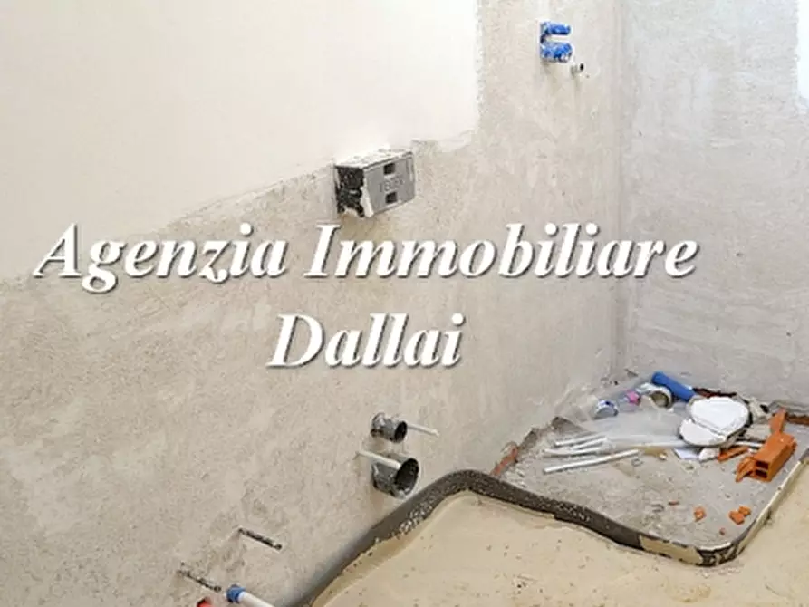 Immagine 35 di Terratetto in vendita  a Borgo San Lorenzo