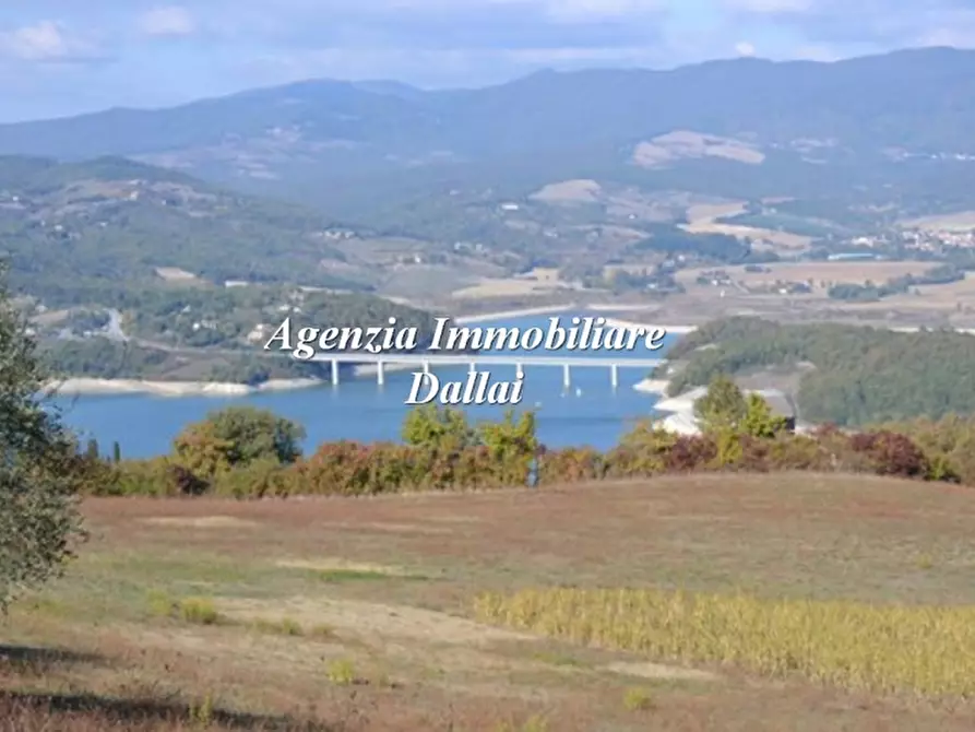 Immagine 1 di Terreno residenziale in vendita  a Barberino Di Mugello