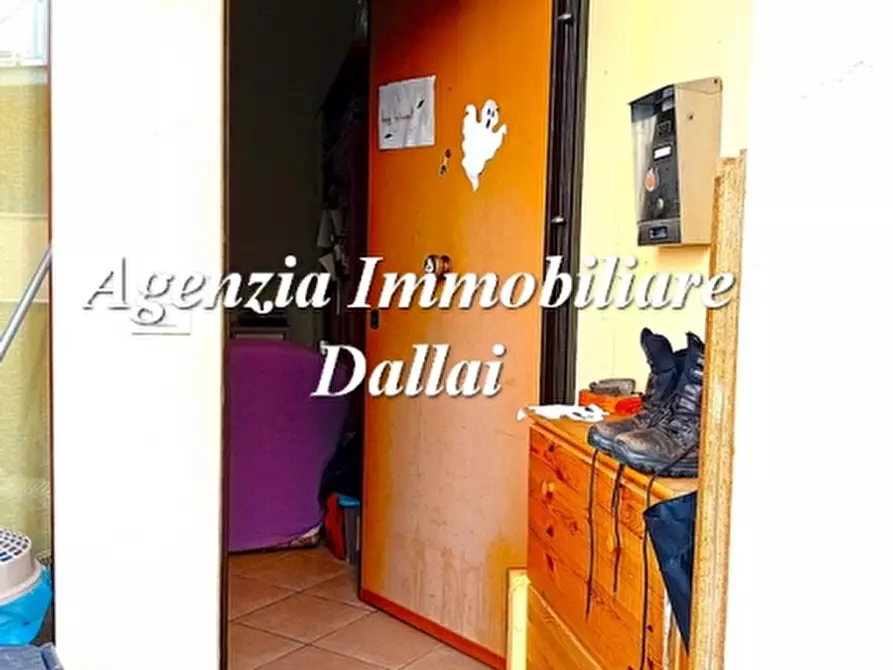 Immagine 14 di Appartamento in vendita  a Borgo San Lorenzo