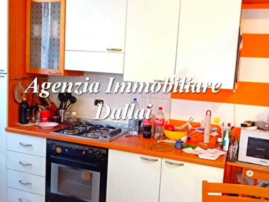 Immagine 12 di Appartamento in vendita  a Borgo San Lorenzo