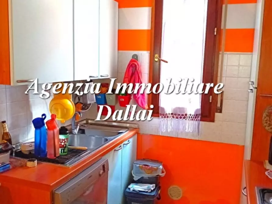 Immagine 16 di Appartamento in vendita  a Borgo San Lorenzo