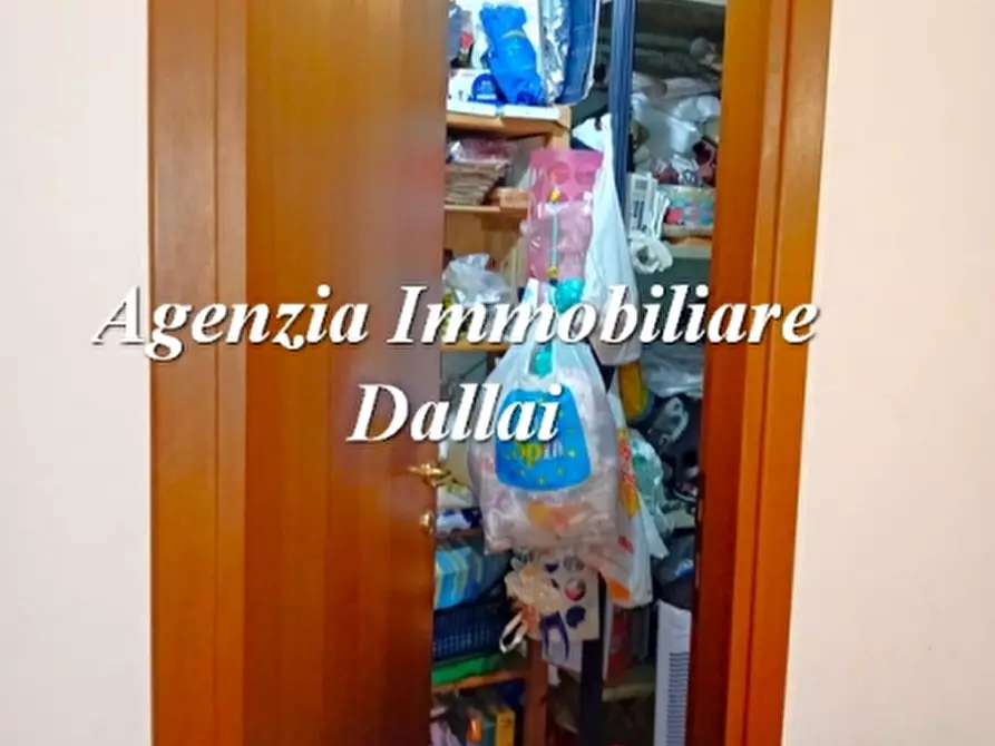 Immagine 15 di Appartamento in vendita  a Borgo San Lorenzo