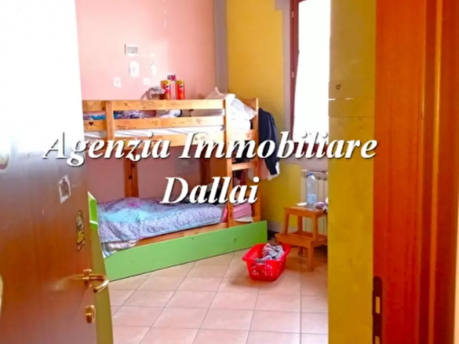 Immagine 7 di Appartamento in vendita  a Borgo San Lorenzo