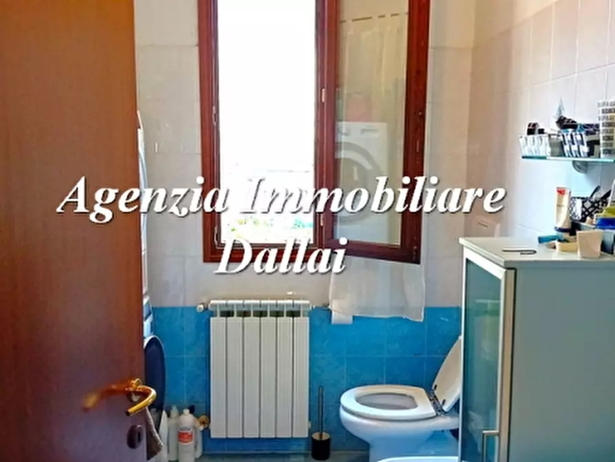 Immagine 9 di Appartamento in vendita  a Borgo San Lorenzo