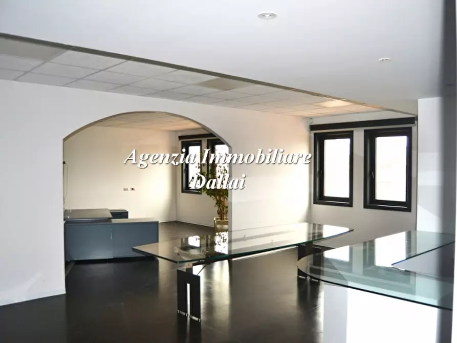 Immagine 20 di Capannone industriale in affitto  a Scarperia E San Piero