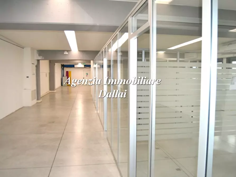 Immagine 17 di Capannone industriale in affitto  a Scarperia E San Piero