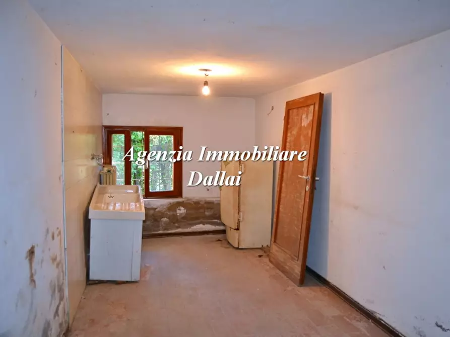 Immagine 21 di Appartamento in vendita  a Barberino Di Mugello