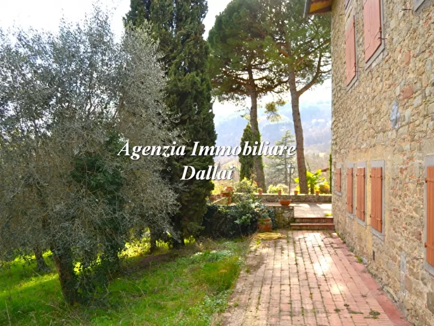 Immagine 9 di Villa in vendita  a Borgo San Lorenzo