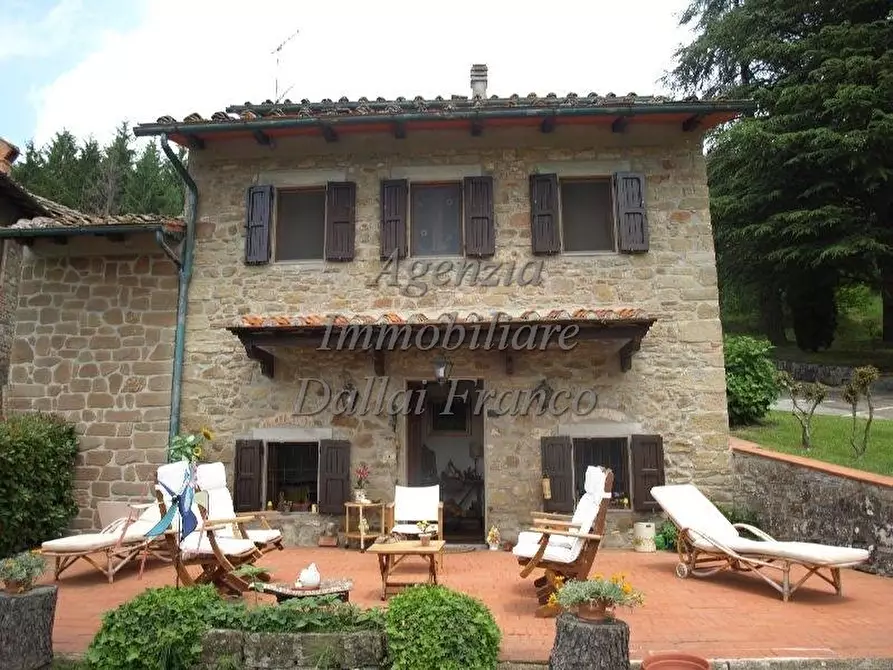 Immagine 36 di Villa in vendita  a Borgo San Lorenzo