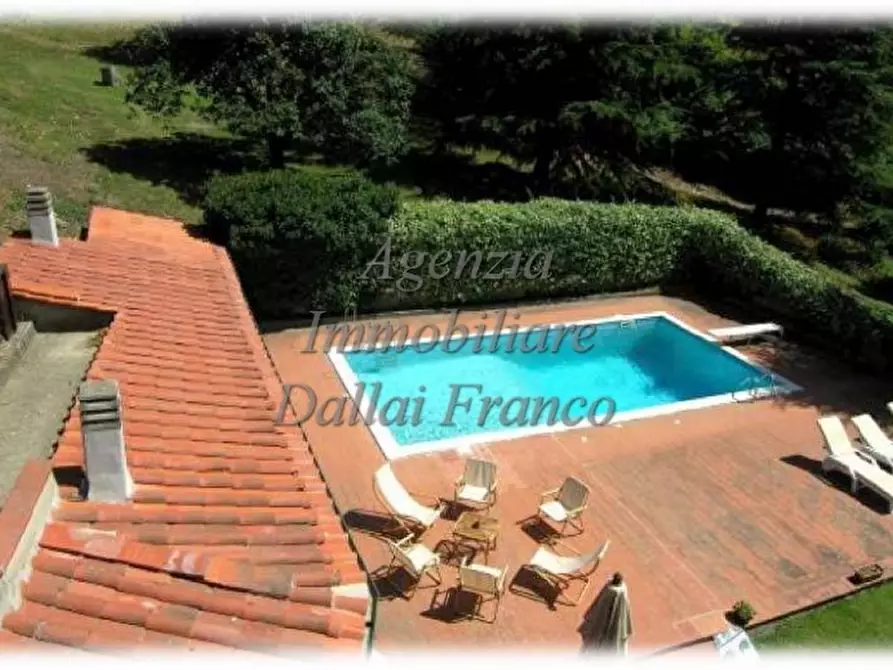 Immagine 40 di Villa in vendita  a Borgo San Lorenzo