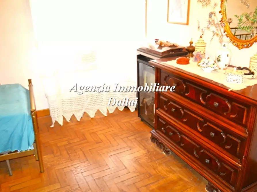 Immagine 9 di Appartamento in vendita  a Scarperia E San Piero