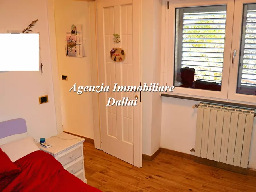 Immagine 9 di Casa bifamiliare in vendita  a Scarperia E San Piero