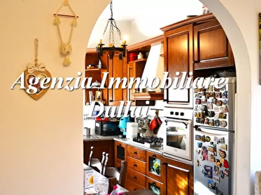 Immagine 18 di Casa bifamiliare in vendita  a Scarperia E San Piero