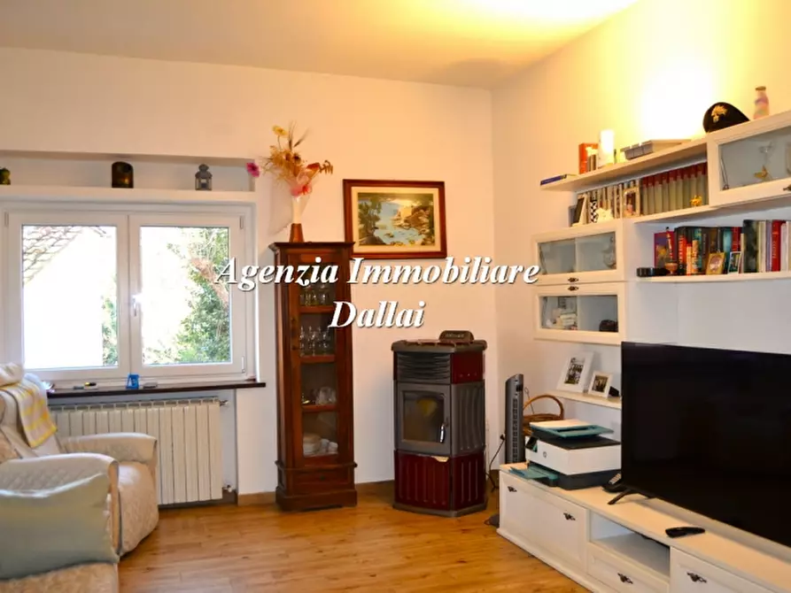 Immagine 4 di Casa bifamiliare in vendita  a Scarperia E San Piero