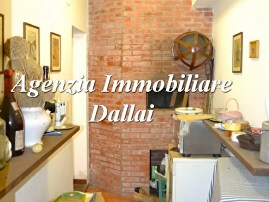 Immagine 18 di Villa in vendita  a Barberino Di Mugello