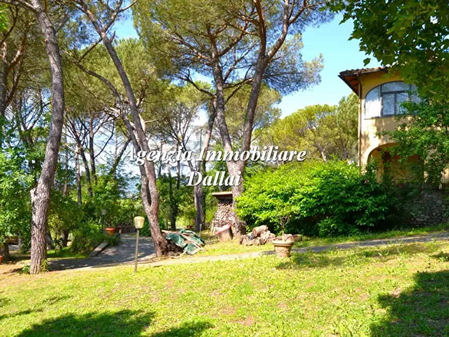Immagine 22 di Villa in vendita  a Barberino Di Mugello