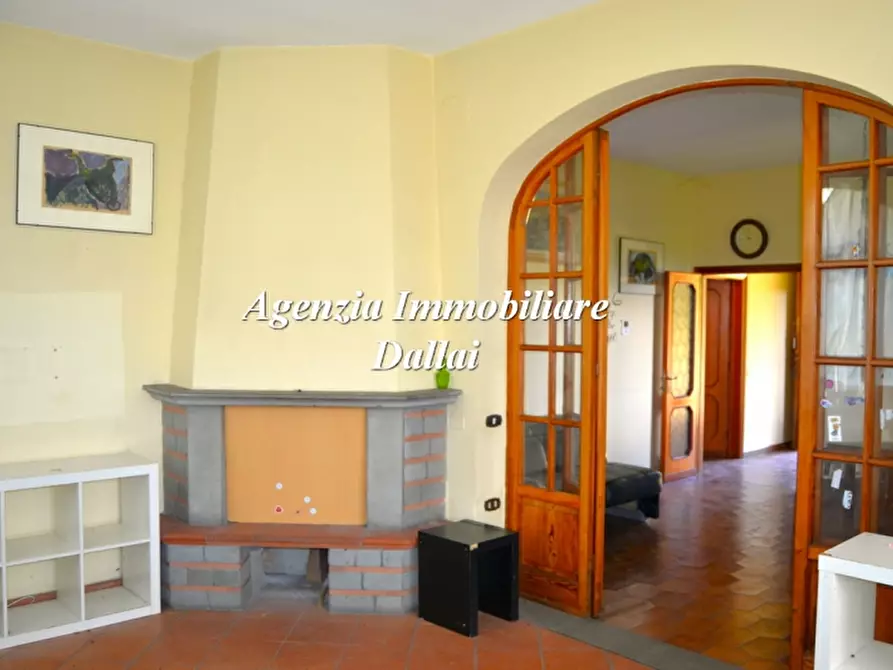 Immagine 27 di Villa in vendita  a Barberino Di Mugello