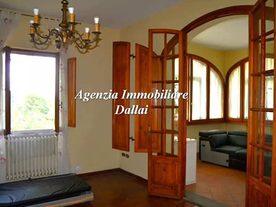 Immagine 28 di Villa in vendita  a Barberino Di Mugello