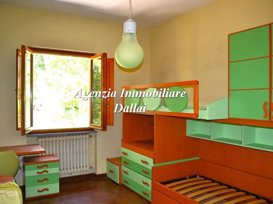 Immagine 38 di Villa in vendita  a Barberino Di Mugello