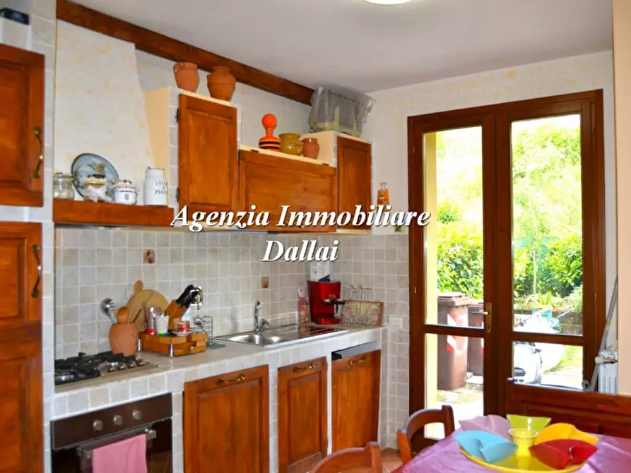 Immagine 4 di Appartamento in vendita  a Scarperia E San Piero