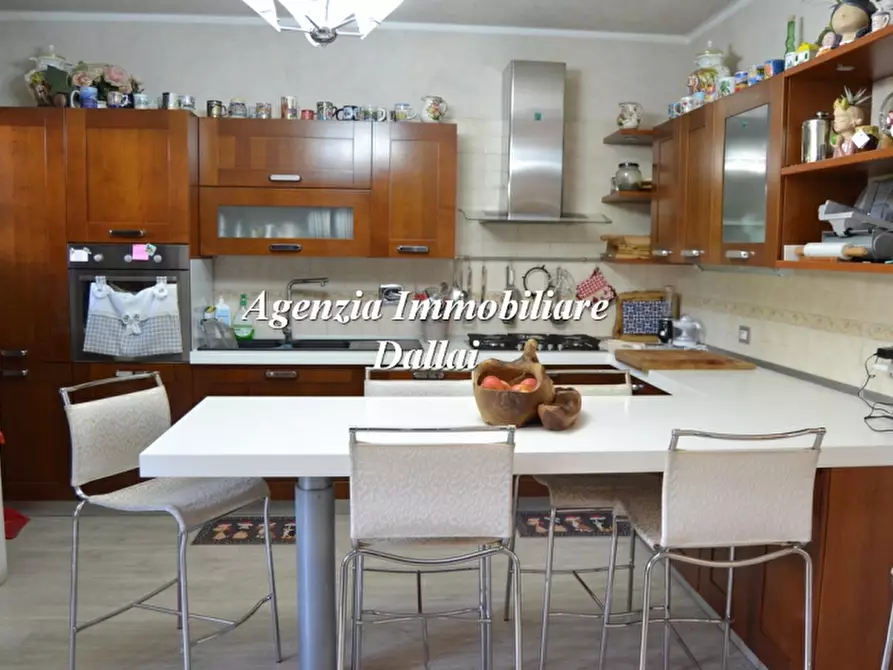 Immagine 35 di Villetta a schiera in vendita  a Scarperia E San Piero