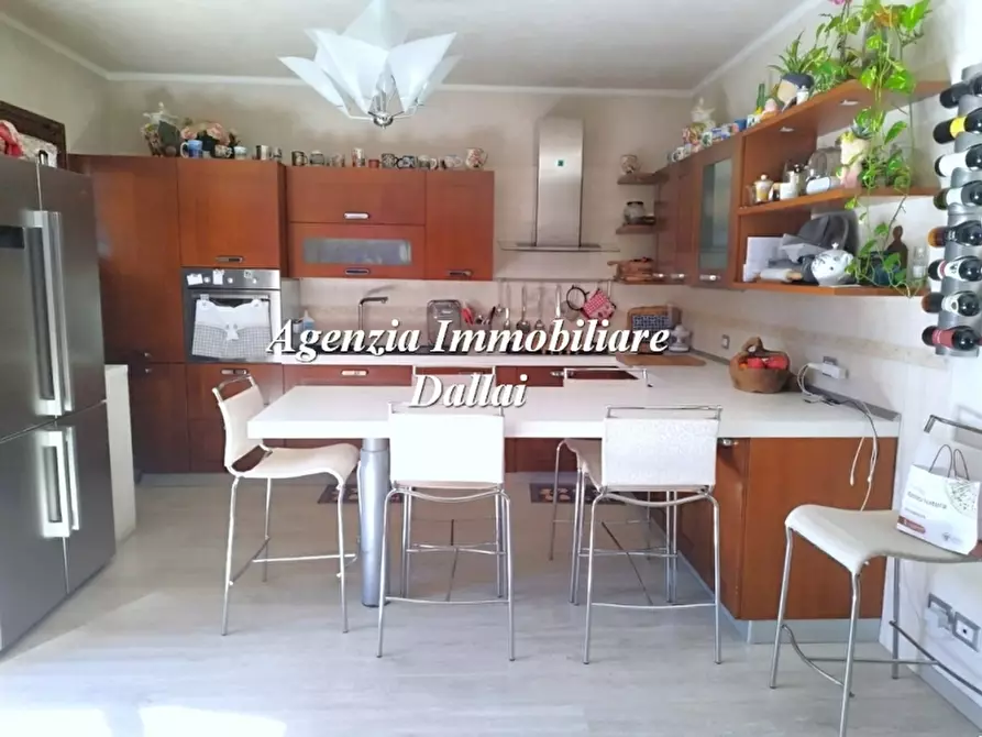 Immagine 3 di Villetta a schiera in vendita  a Scarperia E San Piero