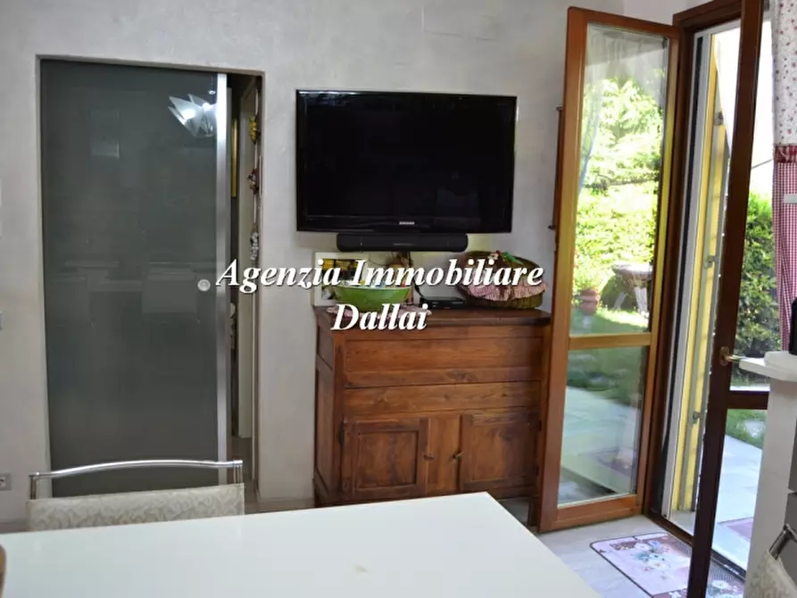 Immagine 37 di Villetta a schiera in vendita  a Scarperia E San Piero