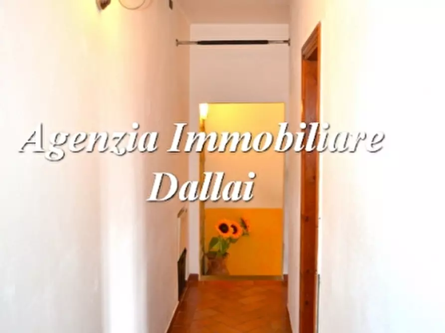 Immagine 18 di Casa colonica in vendita  a Scarperia E San Piero