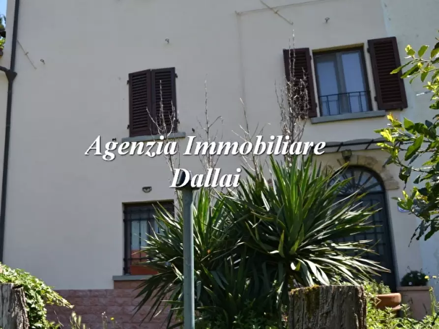 Immagine 21 di Casa colonica in vendita  a Scarperia E San Piero