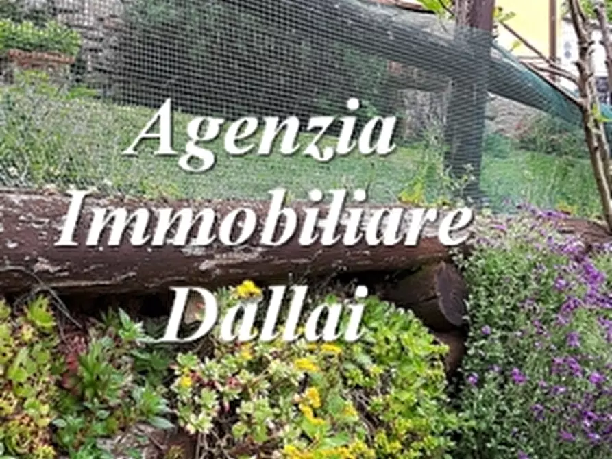 Immagine 4 di Rustico / casale in vendita  a Scarperia E San Piero