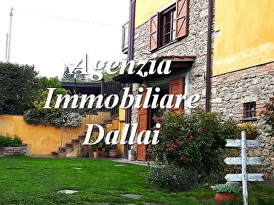 Immagine 3 di Rustico / casale in vendita  a Scarperia E San Piero