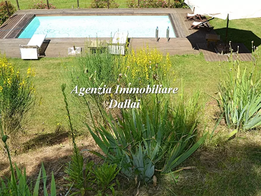 Immagine 35 di Rustico / casale in vendita  a Scarperia E San Piero