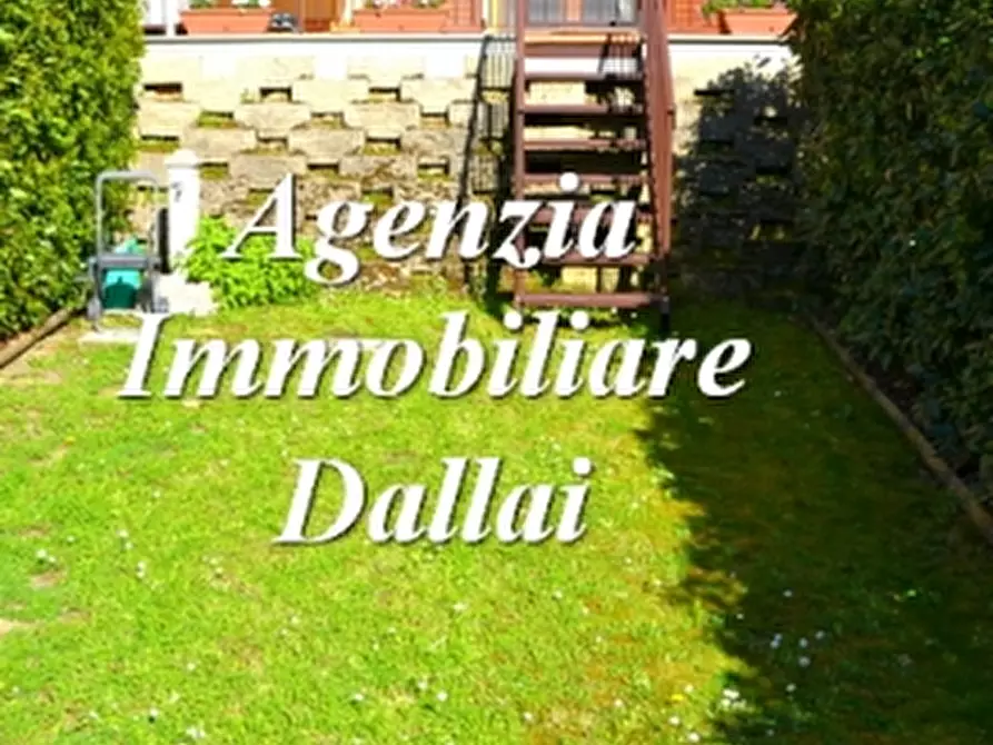 Immagine 2 di Casa indipendente in vendita  a Borgo San Lorenzo