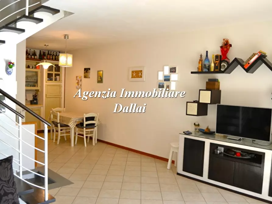 Immagine 4 di Casa indipendente in vendita  a Borgo San Lorenzo