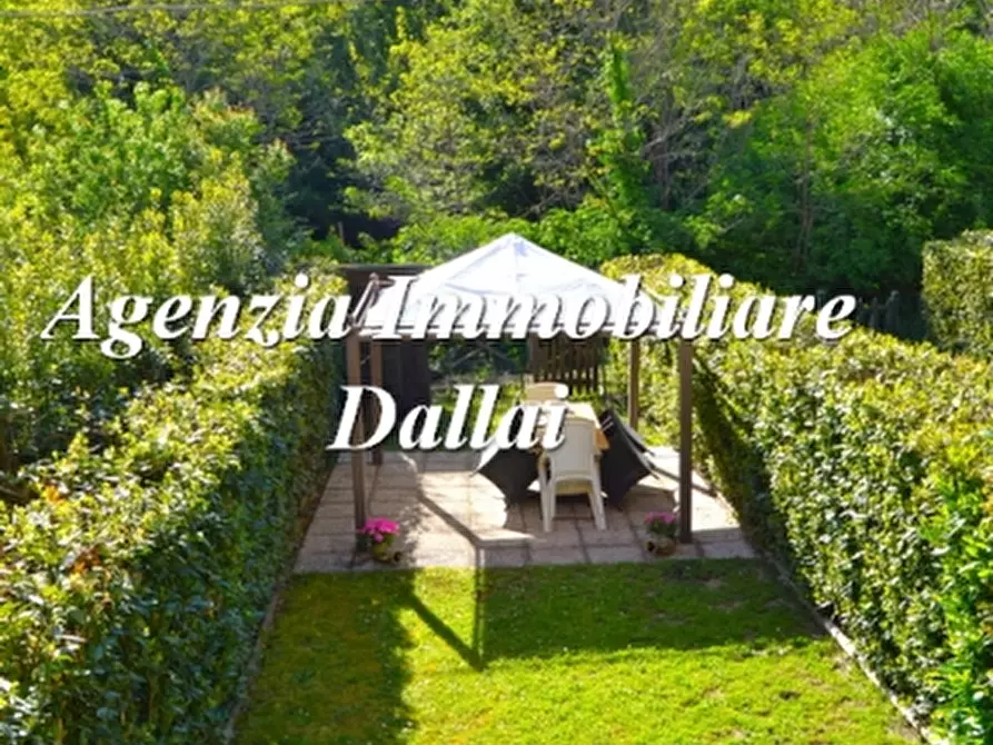 Immagine 9 di Casa indipendente in vendita  a Borgo San Lorenzo