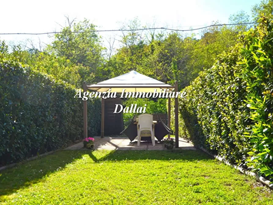 Immagine 13 di Casa indipendente in vendita  a Borgo San Lorenzo