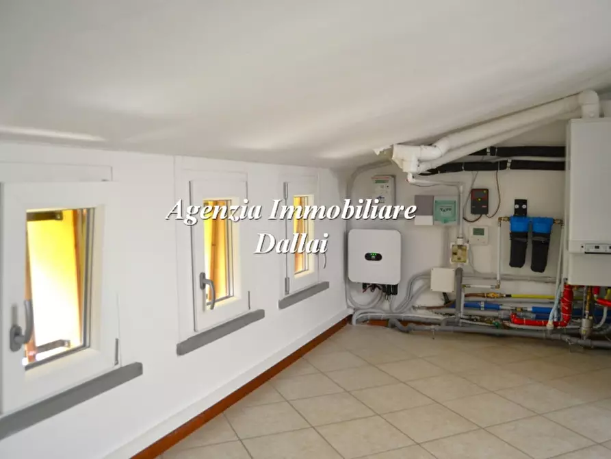 Immagine 34 di Casa indipendente in vendita  a Borgo San Lorenzo