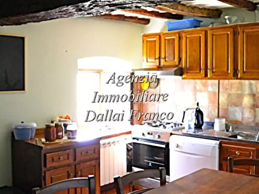 Immagine 27 di Casa colonica in vendita  a Scarperia E San Piero