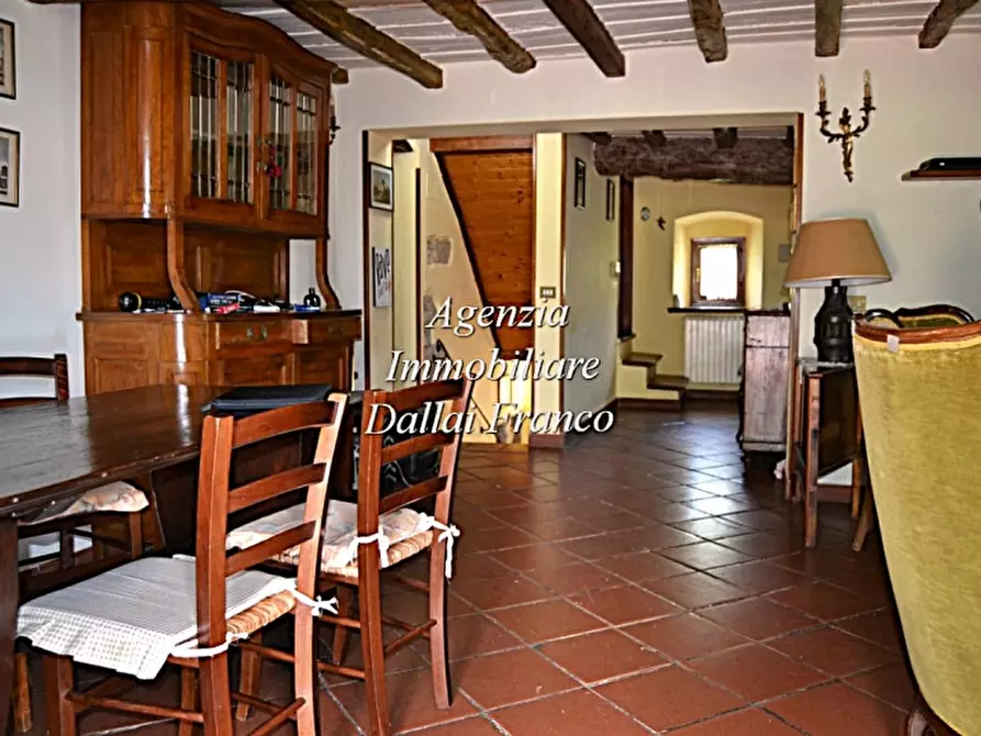 Immagine 37 di Casa colonica in vendita  a Scarperia E San Piero