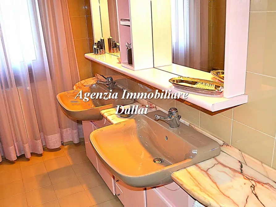 Immagine 24 di Villa in vendita  a Scarperia E San Piero