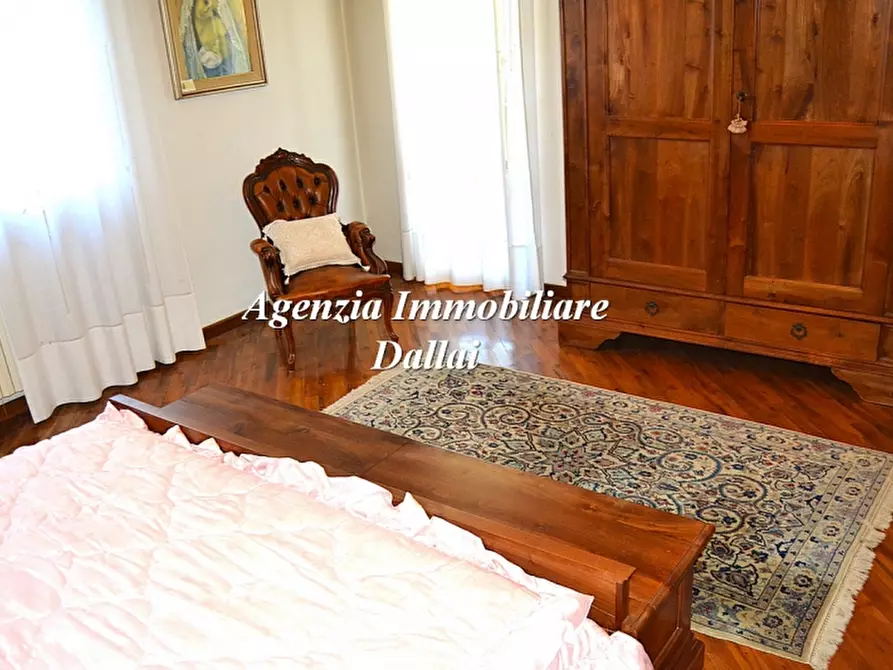 Immagine 32 di Villa in vendita  a Scarperia E San Piero