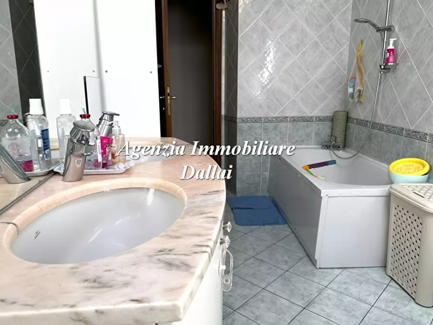 Immagine 16 di Terratetto in vendita  a Borgo San Lorenzo