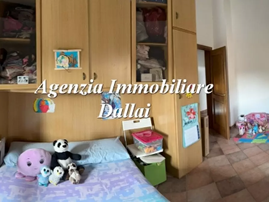 Immagine 35 di Terratetto in vendita  a Borgo San Lorenzo