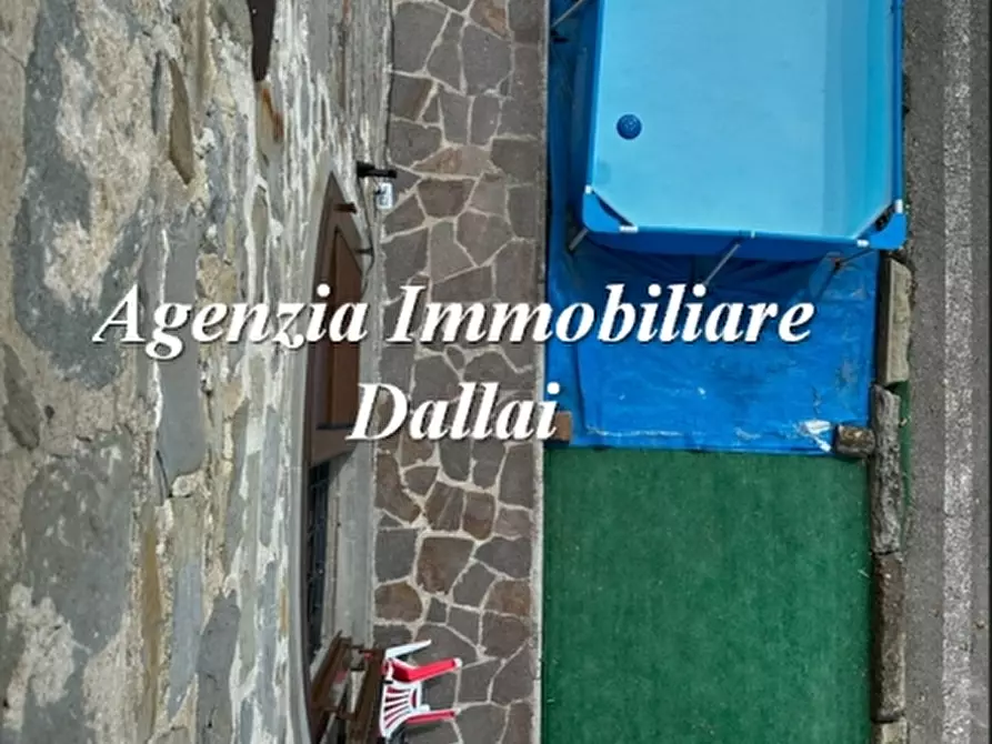 Immagine 39 di Terratetto in vendita  a Borgo San Lorenzo